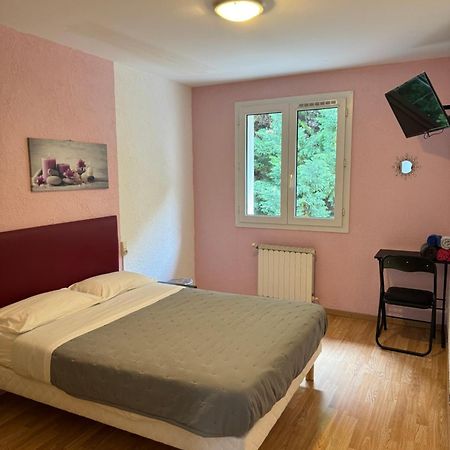 La Cascade Hotel Onet-le-Chateau ภายนอก รูปภาพ
